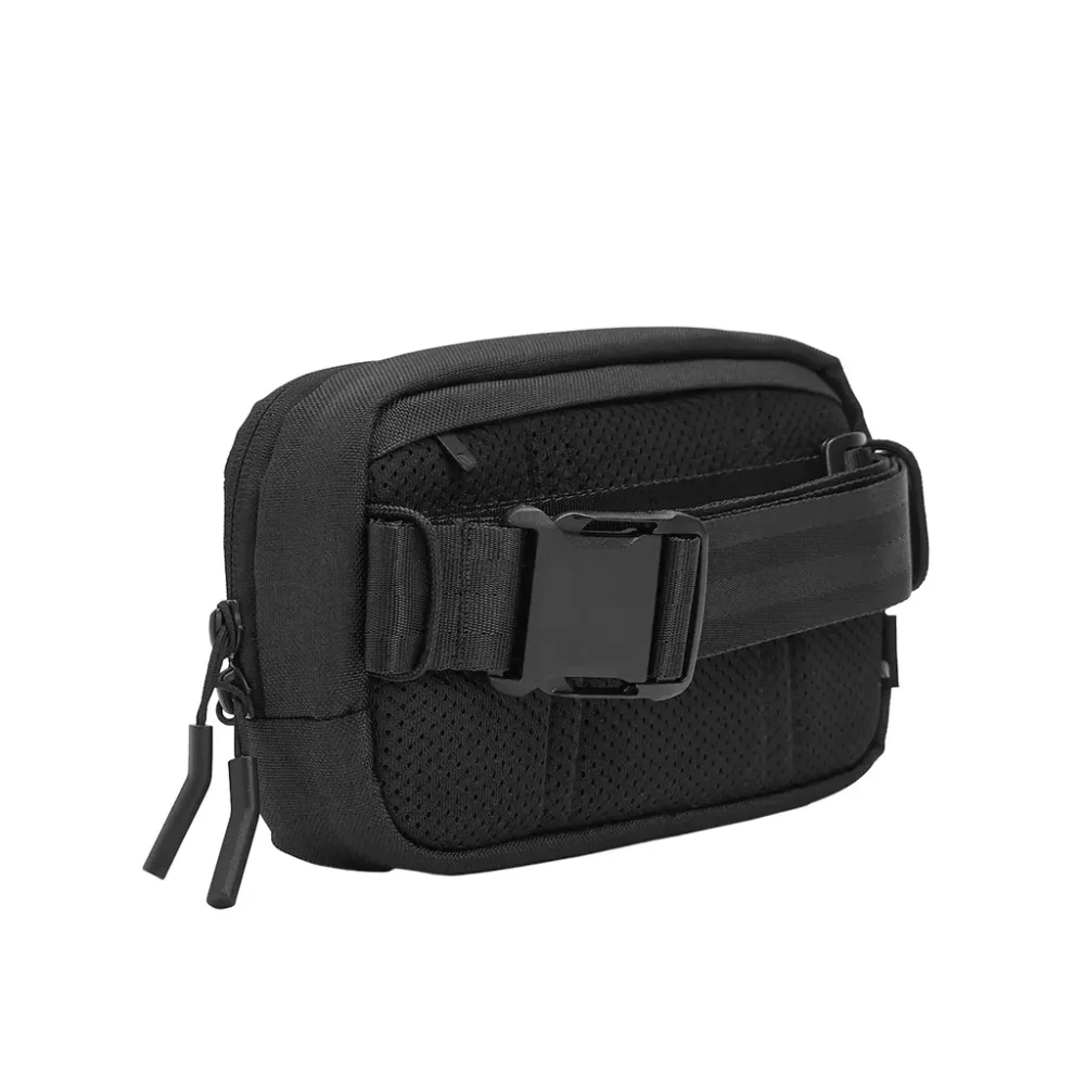 กระเป๋า Incase - Crosstown Sling With Woolenex